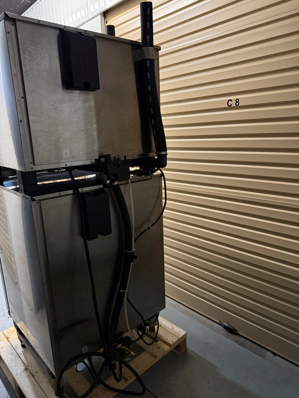 Unox XEVC-1011-EPLM + XEVC-0511-EPLM ChefTop 10+6 Tray Stacked Electric Combi Oven